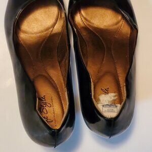 Women Black Dress Pumps - Soft Style Hushpuppies - Size 9.5